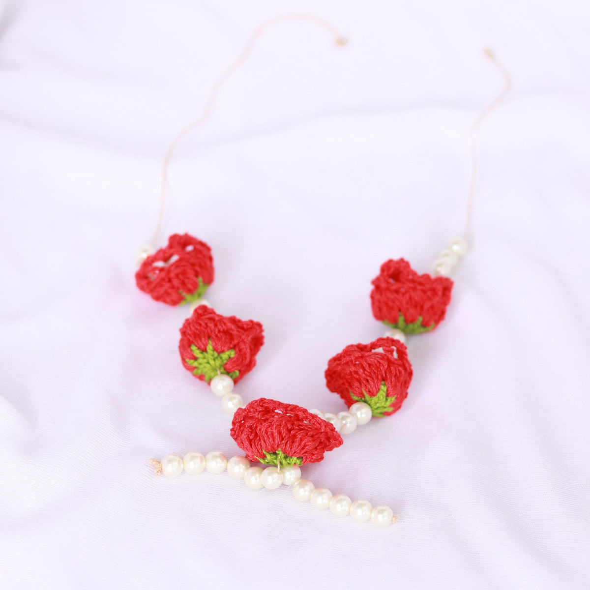 Lotus Garland - Red Color with beads