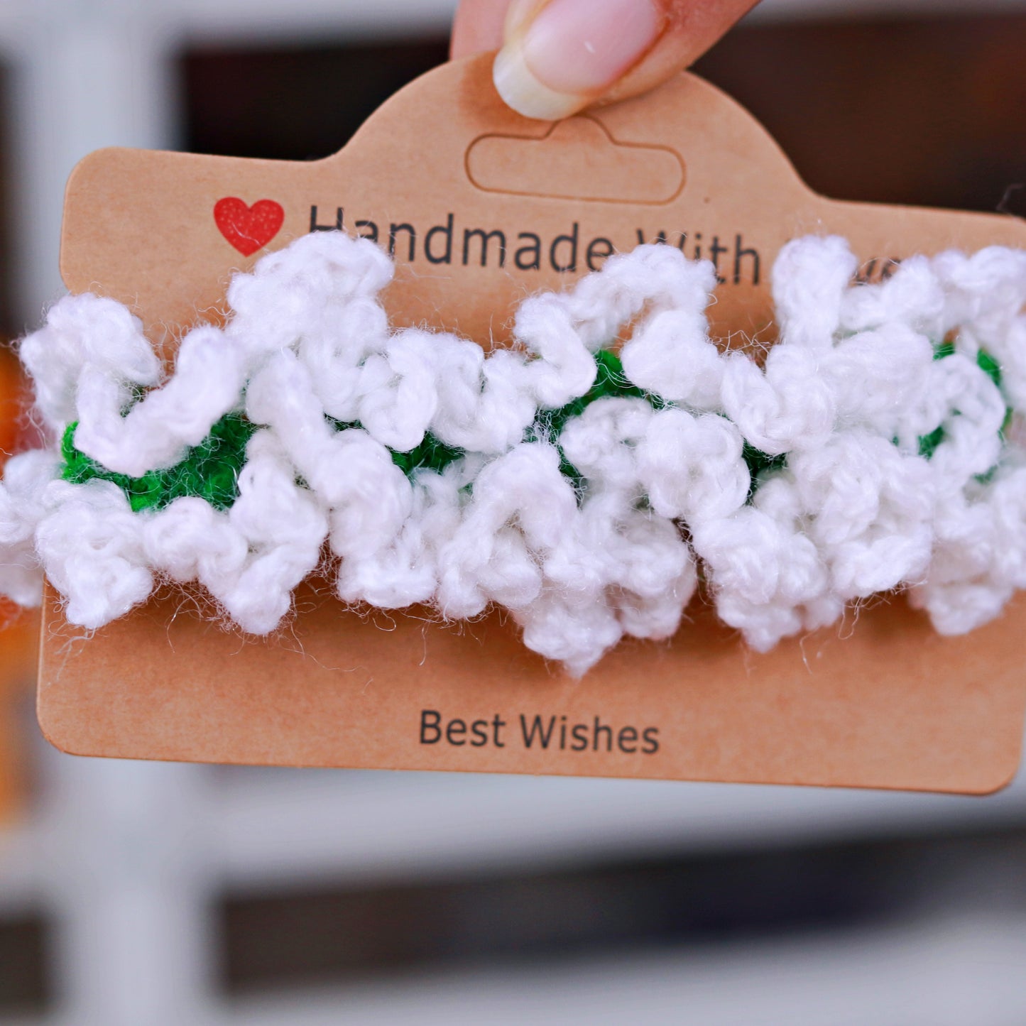 Onam Special White Scrunchie "Gajra"